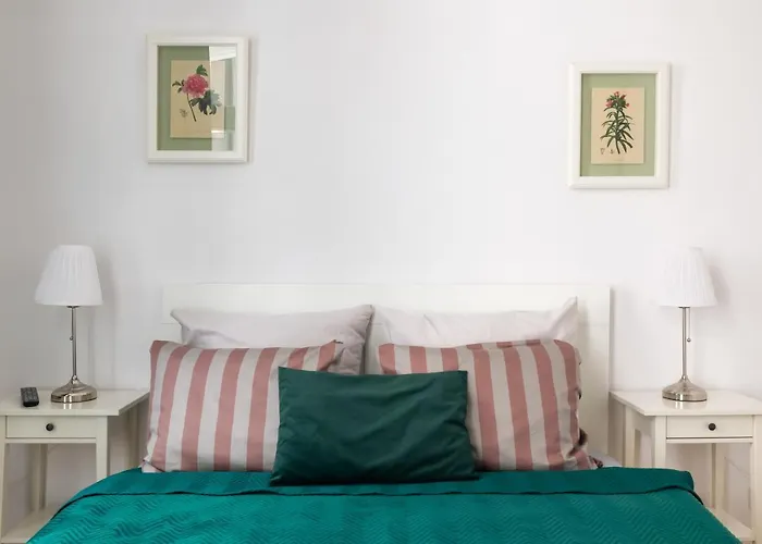 Discover - 3 Rakowicka St - Classic Near Main Station - Netflix * Krakow