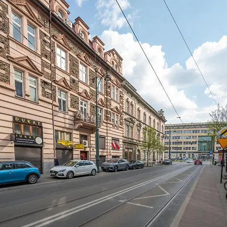 Discover - 3 Rakowicka St - Classic Near Main Station - Netflix Lägenhet Kraków